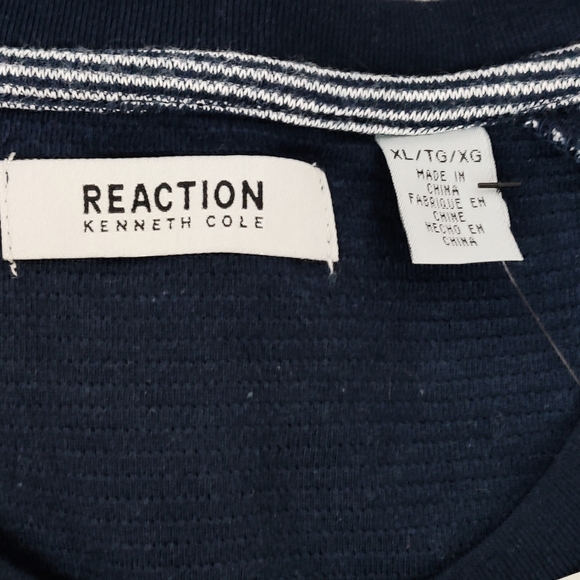 Kenneth Cole Men's Double Faced Crewneck Sz.XL - Picture 4 of 4